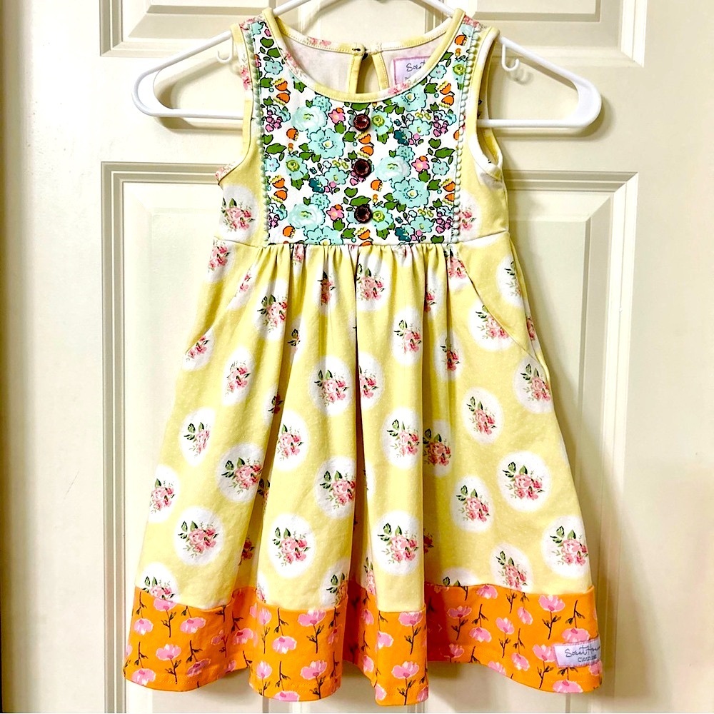 Sweet Honey Yellow Floral Dress with Pockets Girls Size 5